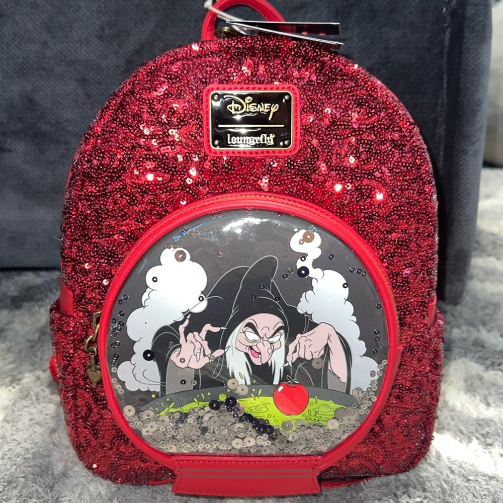 NWT! Disney Loungefly Backpack - Snow White